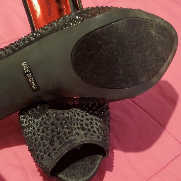 Platform shoes - Picture 3 of 3